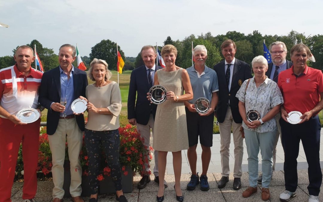 Sylvie Van Molle wint het Belgian International Senior Ch’ship