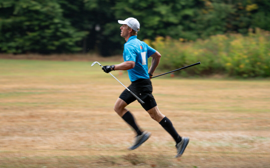 Speedgolf wint terrein in Vlaanderen, België en de wereld — ontdek de meest dynamische golfvariant
